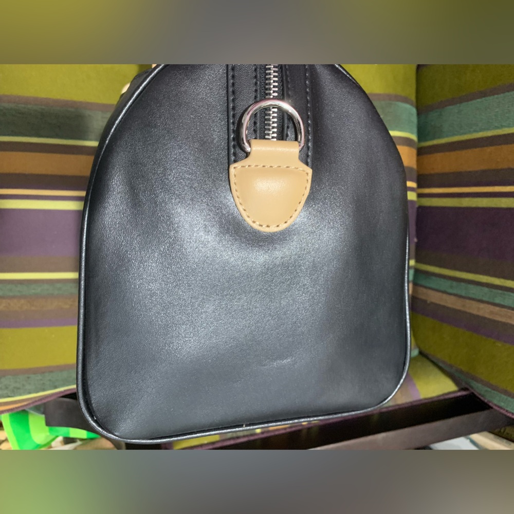 Charles Jourdan Black Satchel - Picture 5 of 12